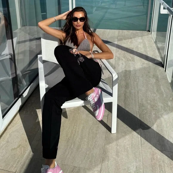 CHANEL Pink and White Women's Shoes - Picture 2 of 10